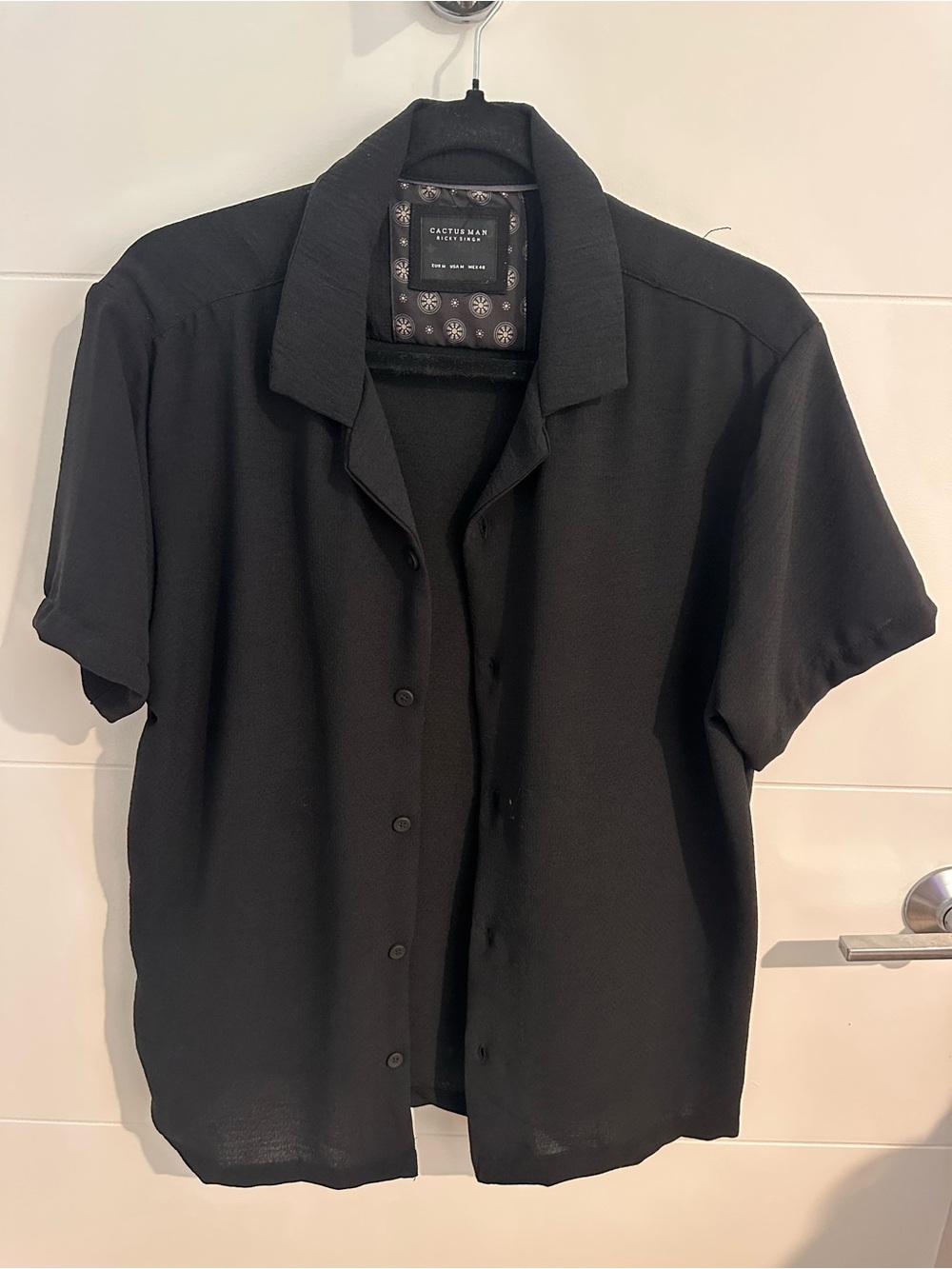 Cactus Man Ricky Singh Black Short-Sleeve Medium Men’s Button-Down Shirt
